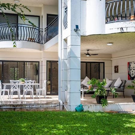 Modern 2-Bed Unit With Parking In South Brisbane Apartment Exterior photo